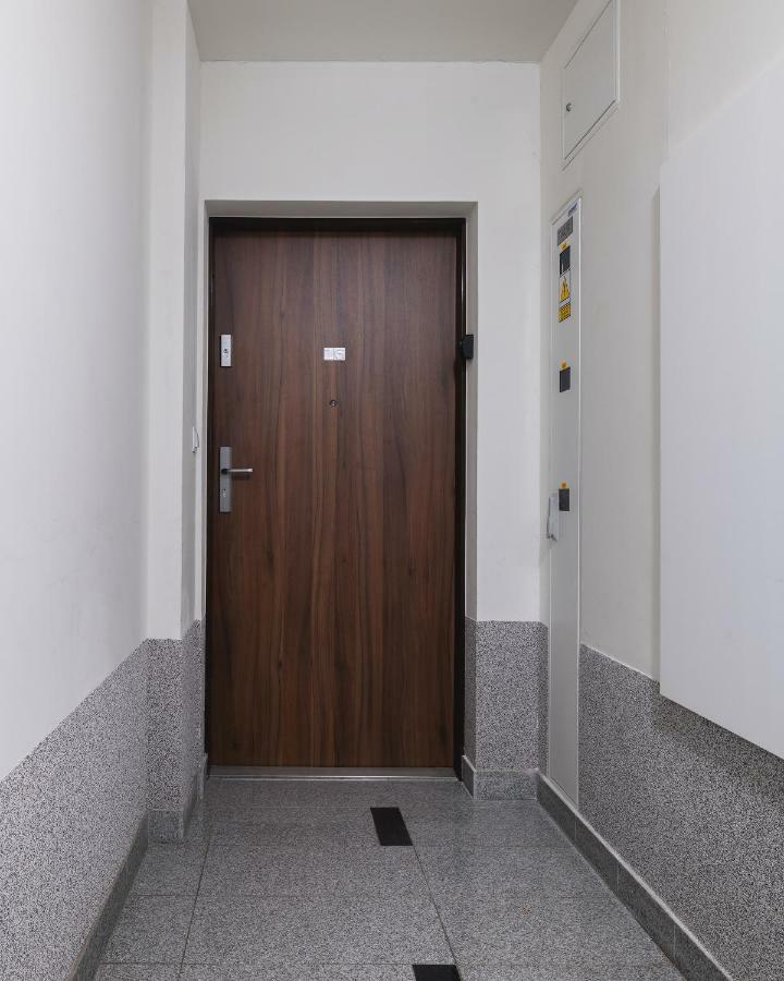P&O Serviced Apartments Wawrzyszewska Варшава Екстериор снимка